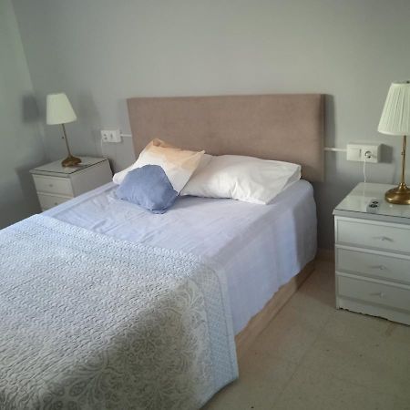 Torremolinos Alquilo Habitacion Con Bano Compartido Y Cocina Compartida Bagian luar foto