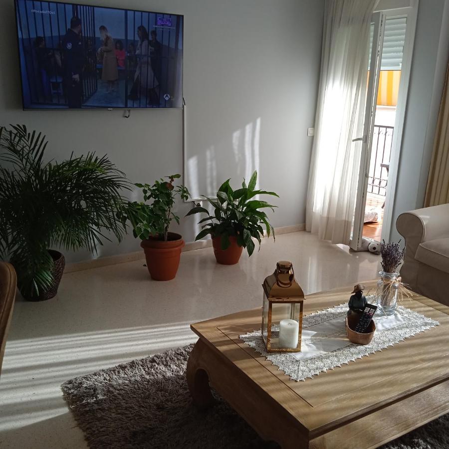Torremolinos Alquilo Habitacion Con Bano Compartido Y Cocina Compartida Bagian luar foto